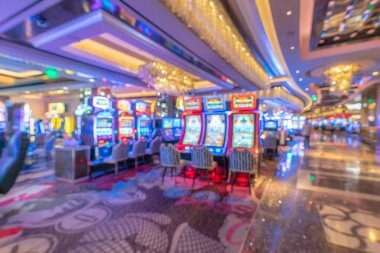 dingdong77 login Android app home screen showing slot games and sportsbook navigation